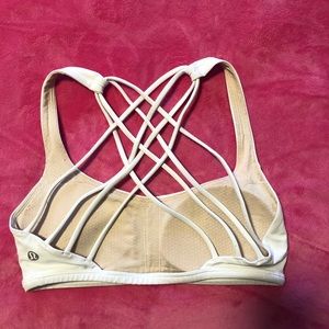lululemon sports bra